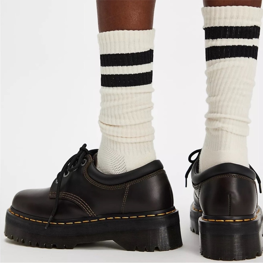 DR MARTENS 8053 Black Shiny Leather Platform Casual Shoes Size 6 LNC EUC - Picture 5 of 12